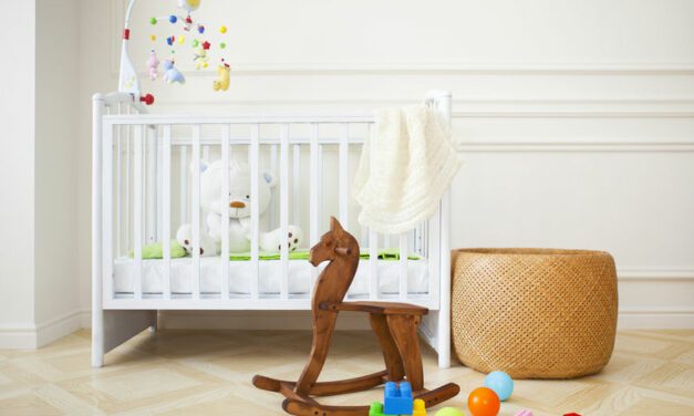 Le lit évolutif pour bébé : pourquoi est-ce une option intéressante ?