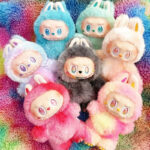 Peluche Labubu : l’objet collector qui séduit enfants, adultes… et les fans de design !