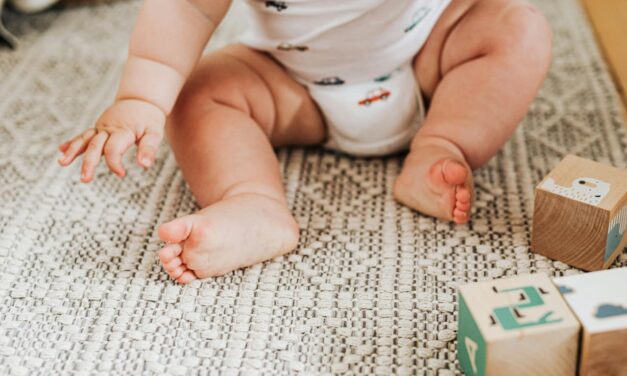 Meilleure couche pour bébés en 2025 : le guide complet pour des fesses heureuses